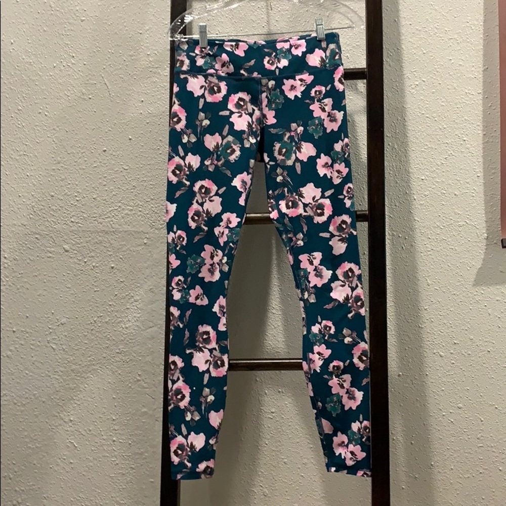 Green floral fabletics leggings